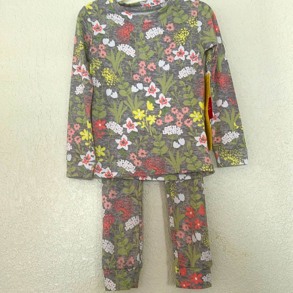Toddler girl long sleeve pajama set